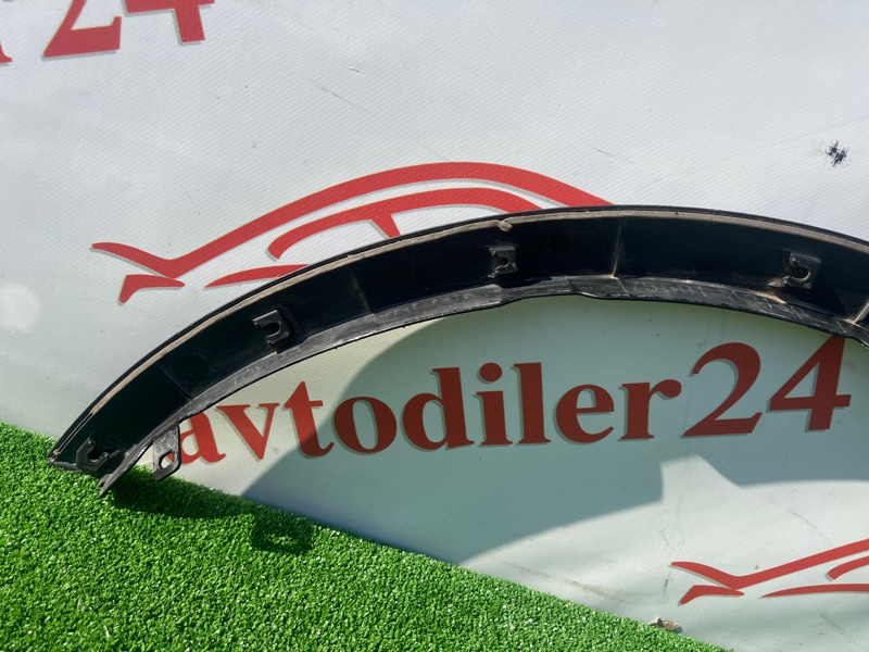 Накладка крыла, 1000 рублей, Красноярск