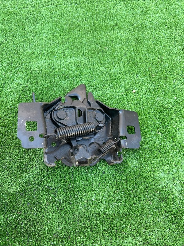 Замок капота, 1000 рублей, Красноярск