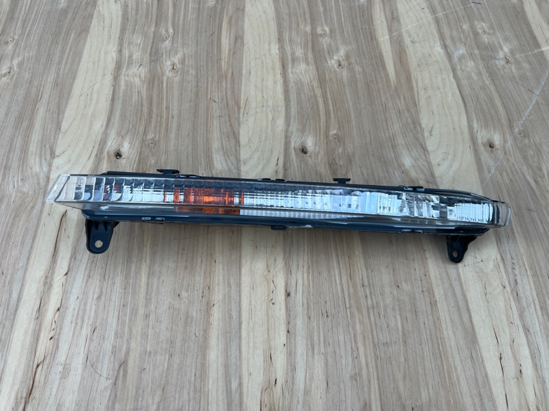 Повторитель поворота в бампер, 5000 рублей, Кузнецово