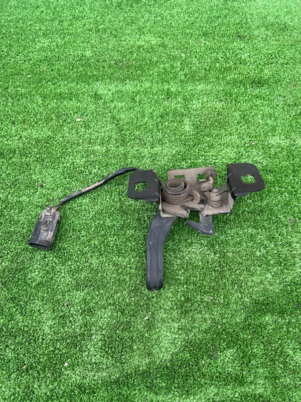 Замок капота, 2000 рублей, Красноярск