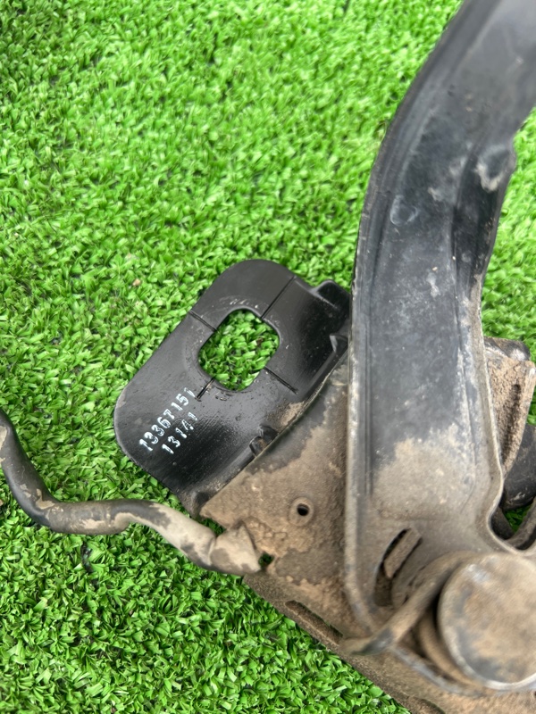 Замок капота, 2000 рублей, Красноярск