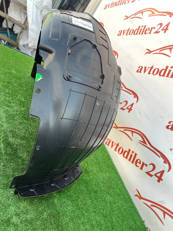 Подкрылок, 9500 рублей, Красноярск