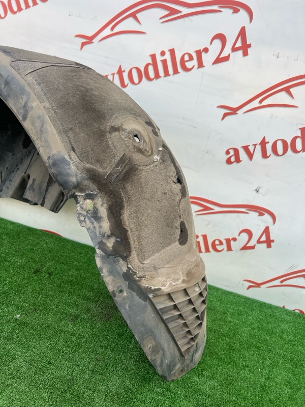 Подкрылок, 2000 рублей, Красноярск