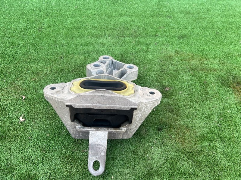 Подушка двигателя, 3000 рублей, Красноярск