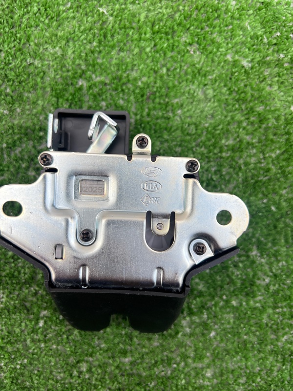 Замок багажника, 3500 рублей, Красноярск