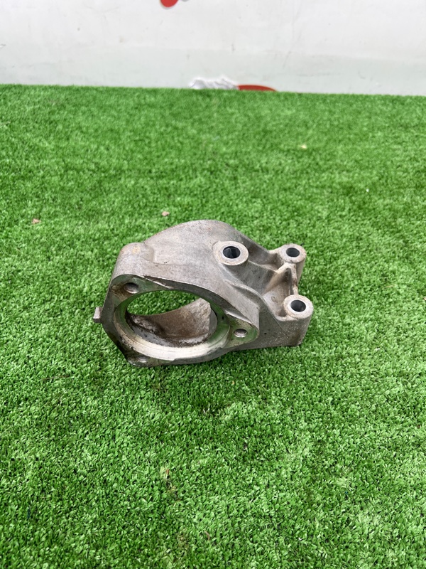 Кронштейн промежуточного вала, 3000 рублей, Красноярск