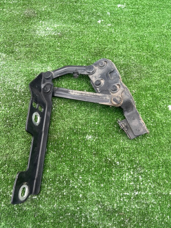 Петля капота, 1500 рублей, Красноярск