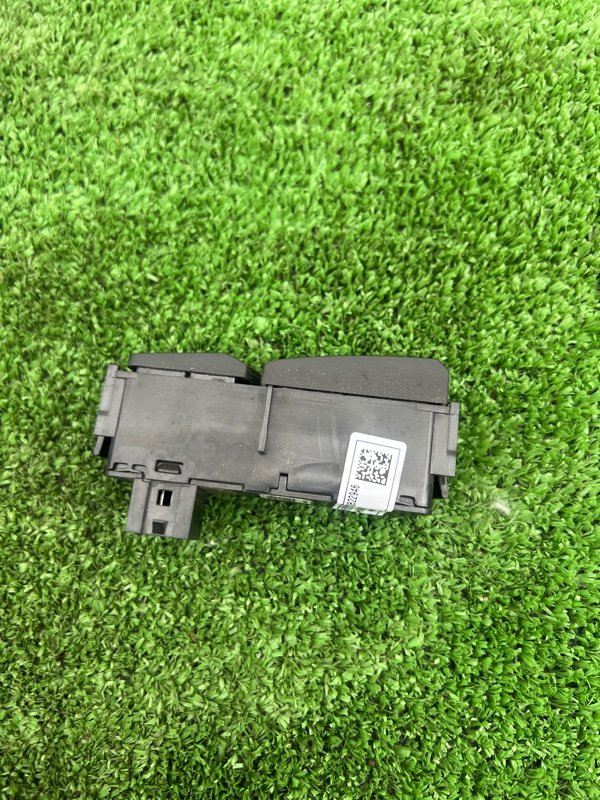 Кнопка парктроника, 500 рублей, Красноярск