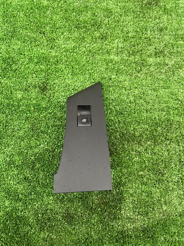 Кнопка стеклоподъемника, 500 рублей, Красноярск