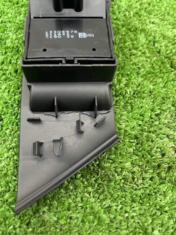 Кнопка стеклоподъемника, 1000 рублей, Красноярск