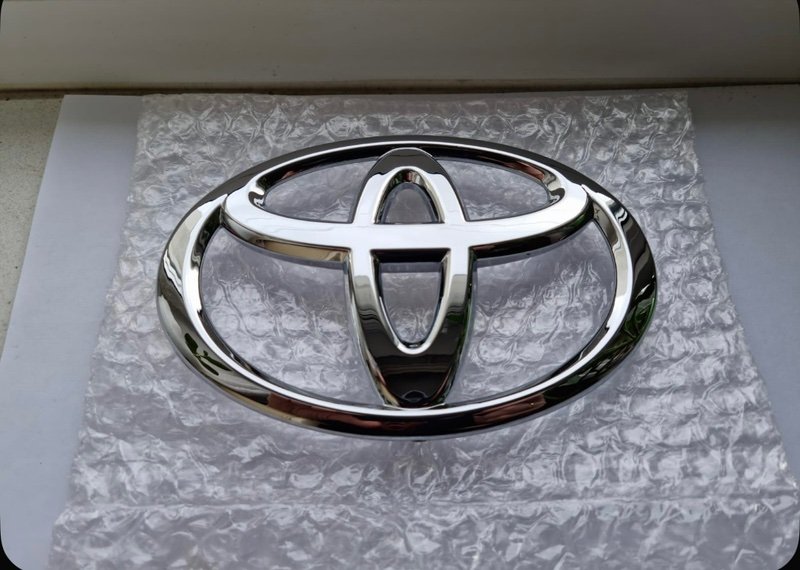 Эмблема решетки радиатора, 1800 рублей, Красноярск