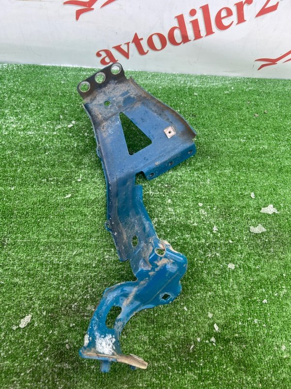 Кронштейн крыла, 3000 рублей, Красноярск