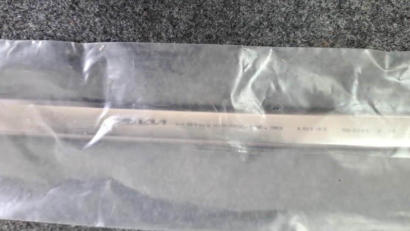 Молдинг лобового стекла, 1500 рублей, Кузнецово