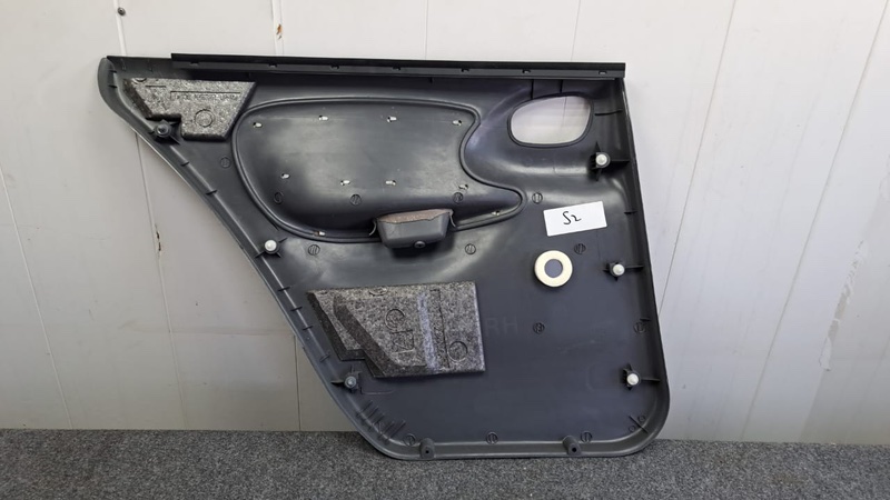 Обшивка боковой двери, 1000 рублей, Кузнецово