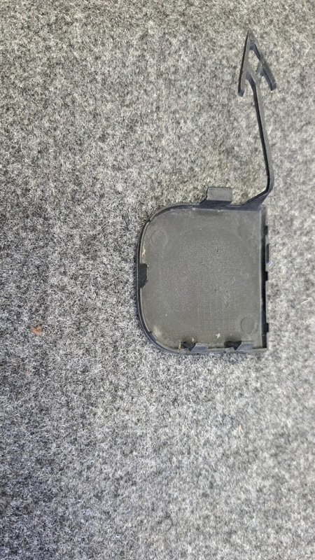 Заглушка буксировочного крюка, 800 рублей, Кузнецово