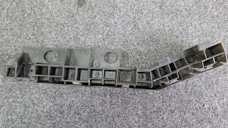 кронштейн бампера, 1000 рублей, Кузнецово