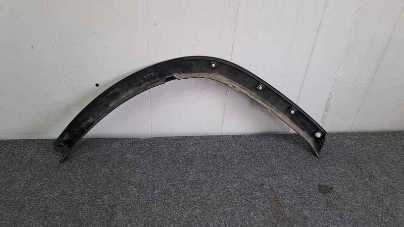 Накладка крыла, 2000 рублей, Кузнецово