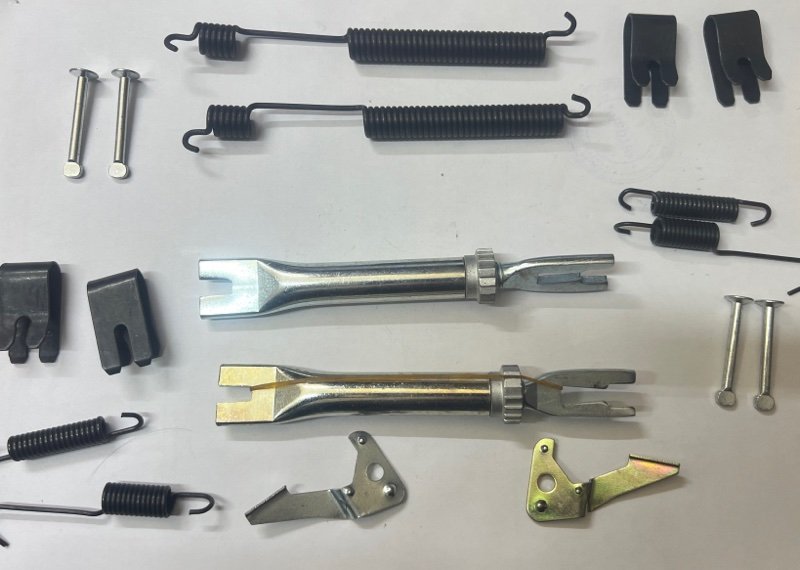 ремкомплект задних тормозных колодок, 1800 рублей, Красноярск