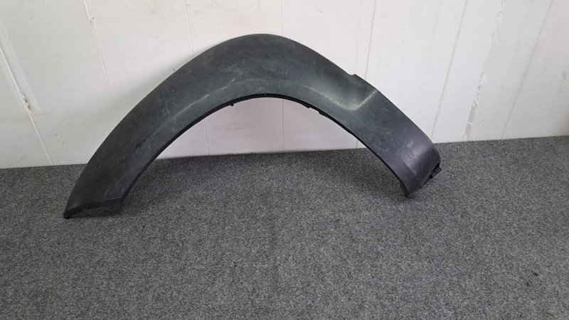 Накладка крыла, 2000 рублей, Кузнецово