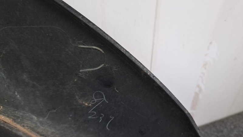 Накладка крыла, 3000 рублей, Кузнецово