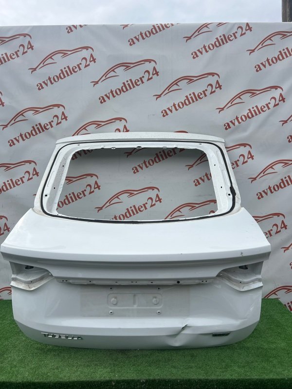 Дверь багажника, 10000 рублей, Красноярск