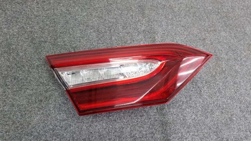 Фонарь в крышку багажника, 2000 рублей, Кузнецово