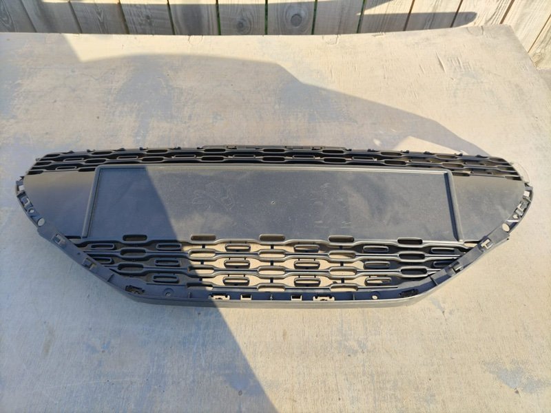 Решетка бампера, 10000 рублей, Кузнецово