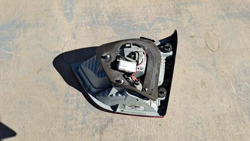 Фонарь в крышку багажника, 2000 рублей, Кузнецово