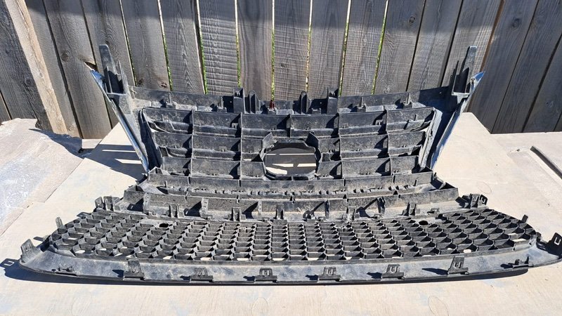 Решетка радиатора, 20000 рублей, Кузнецово