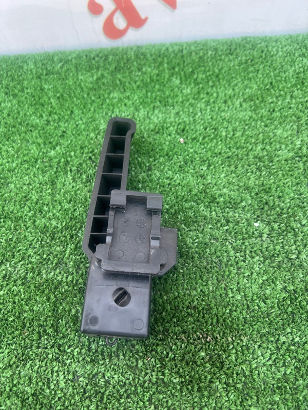 Ручка открывания капота, 1000 рублей, Красноярск