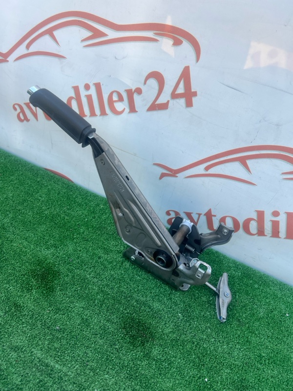 Рычаг стояночного тормоза, 1000 рублей, Красноярск