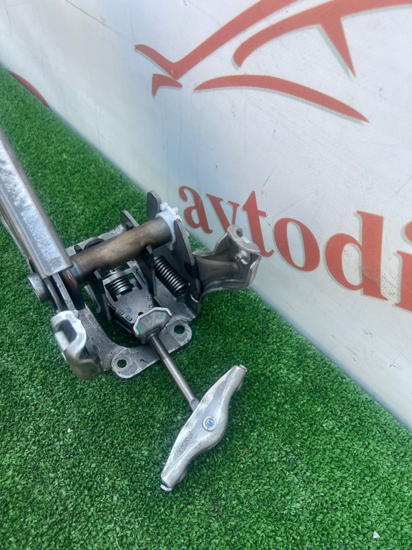 Рычаг стояночного тормоза, 1000 рублей, Красноярск