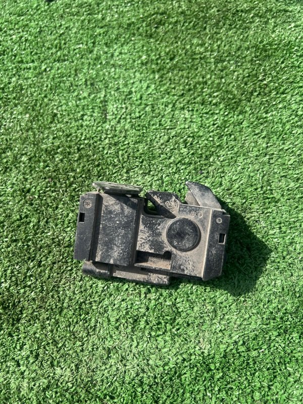 Замок капота, 1000 рублей, Красноярск