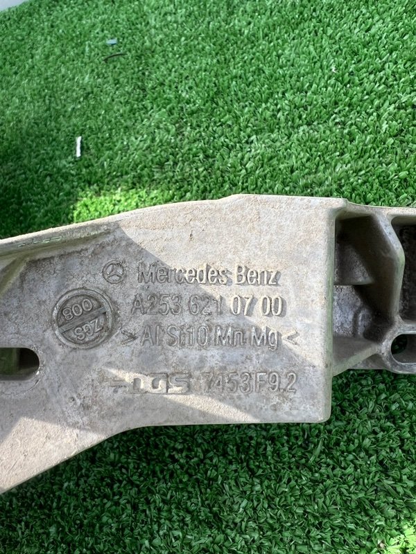 Кронштейн замка капота, 2500 рублей, Красноярск