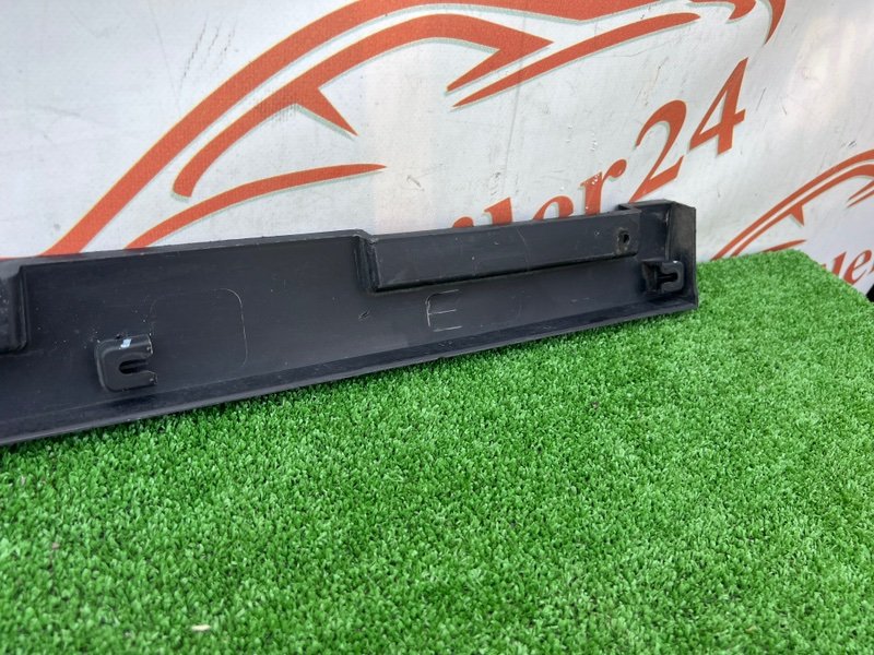 Накладка порога, 2000 рублей, Красноярск