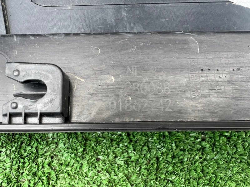 Накладка порога, 2000 рублей, Красноярск