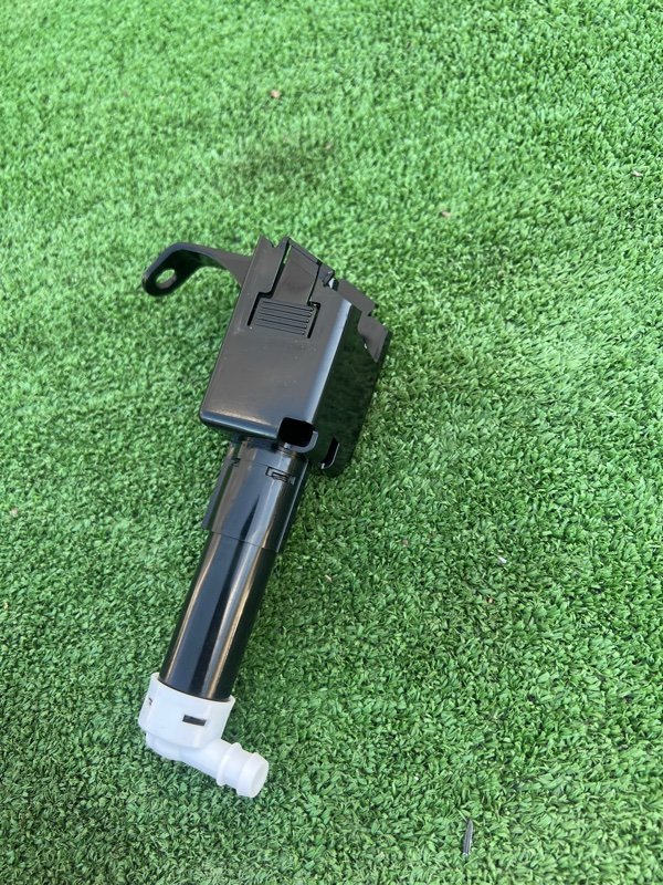 Омыватель фары, 1200 рублей, Красноярск