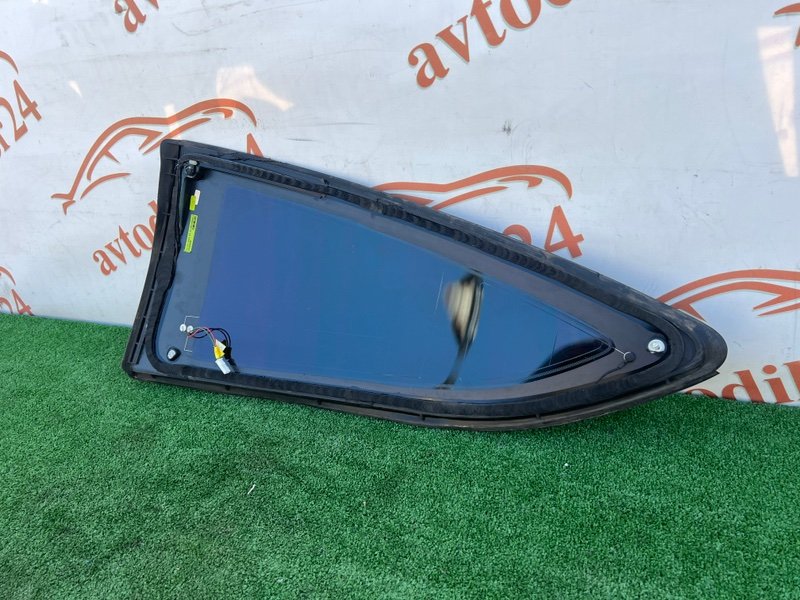 Стекло боковое, 3000 рублей, Красноярск