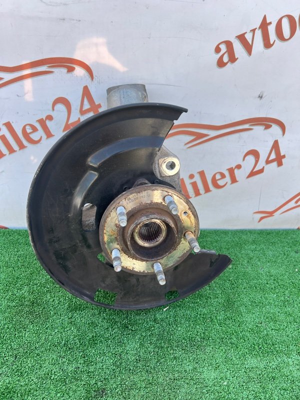 Кулак поворотный, 10000 рублей, Красноярск