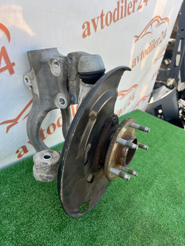 Кулак поворотный, 10000 рублей, Красноярск