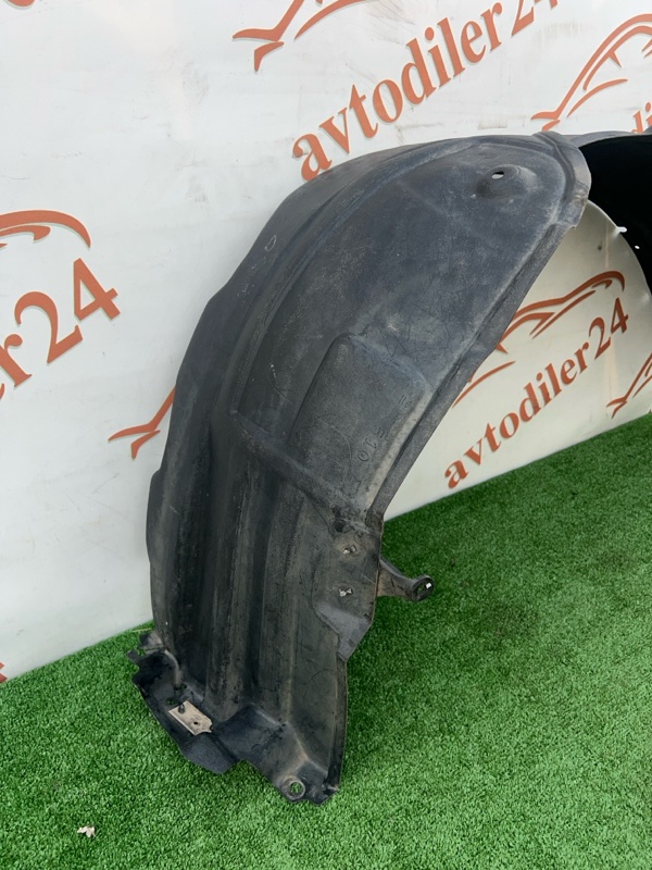 Подкрылок, 500 рублей, Красноярск