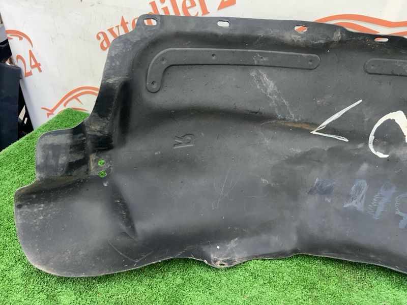 Подкрылок, 1000 рублей, Красноярск