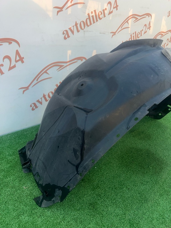 Подкрылок, 1000 рублей, Красноярск