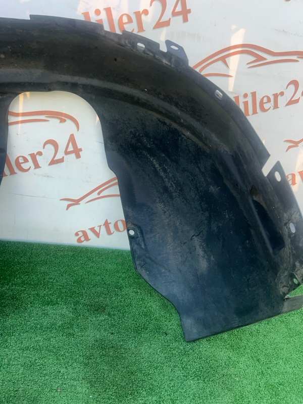 Подкрылок, 1000 рублей, Красноярск