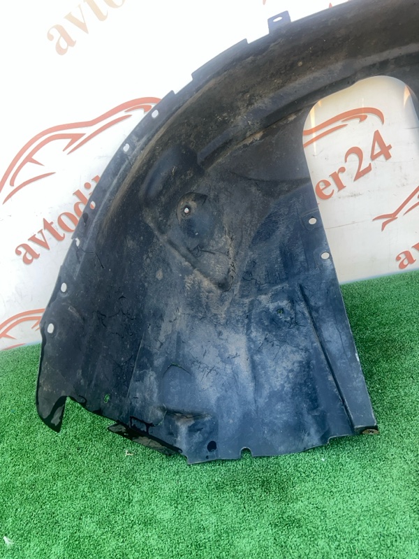 Подкрылок, 1000 рублей, Красноярск