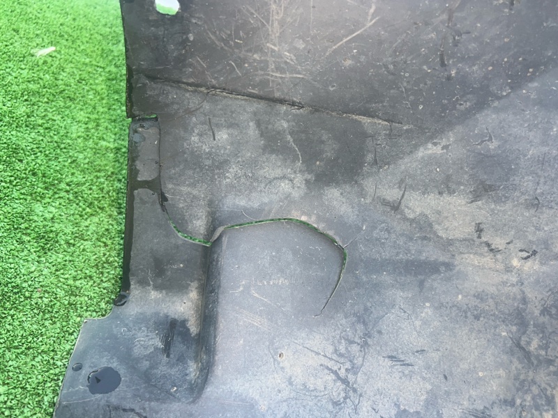 Подкрылок, 1000 рублей, Красноярск