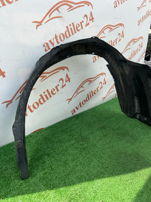 Подкрылок, 2000 рублей, Красноярск