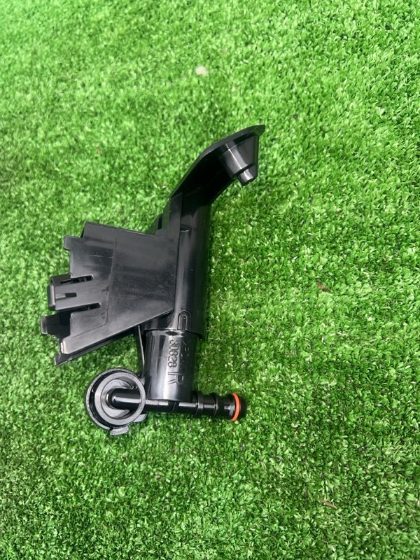 Омыватель фары, 1000 рублей, Красноярск