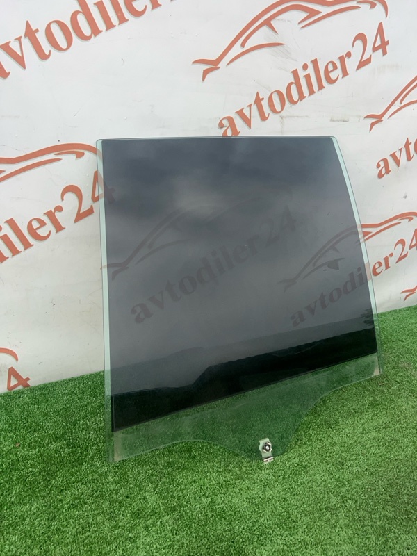 Стекло боковое, 500 рублей, Красноярск