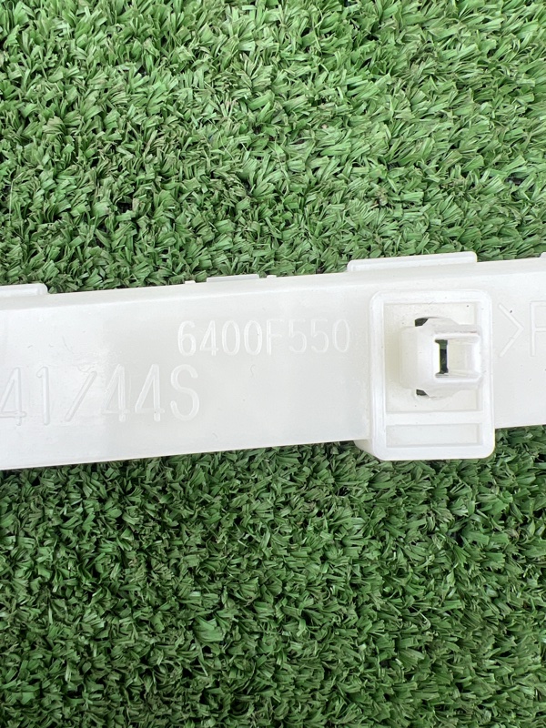 Кронштейн, 1500 рублей, Красноярск